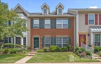 5 Diaz Ct in Franklin Township, NJ - Building Photo