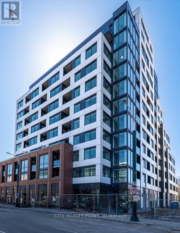 property at 664 Spadina Ave.