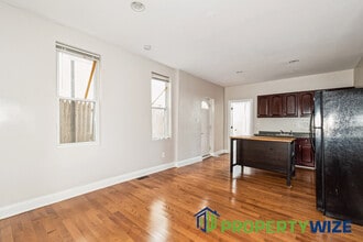 2010 E Baltimore St in Baltimore, MD - Building Photo - Building Photo