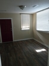 53 Amherst St, Unit D in Charleston, SC - Building Photo - Building Photo