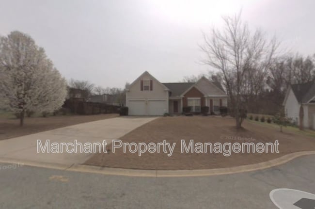 property at 113 W Okaloosa Way