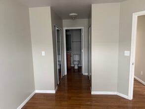 206 S Springfield St in Virden, IL - Foto de edificio - Building Photo