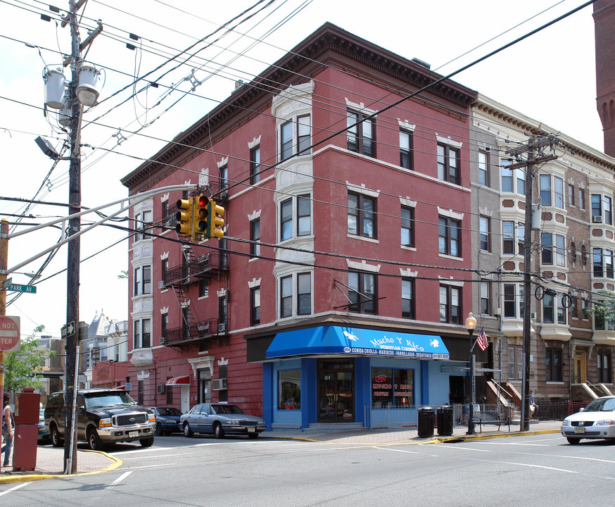 4114 Park Ave in Weehawken, NJ - Building Photo