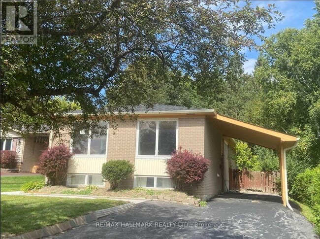 property at 331 Roywood Crescent