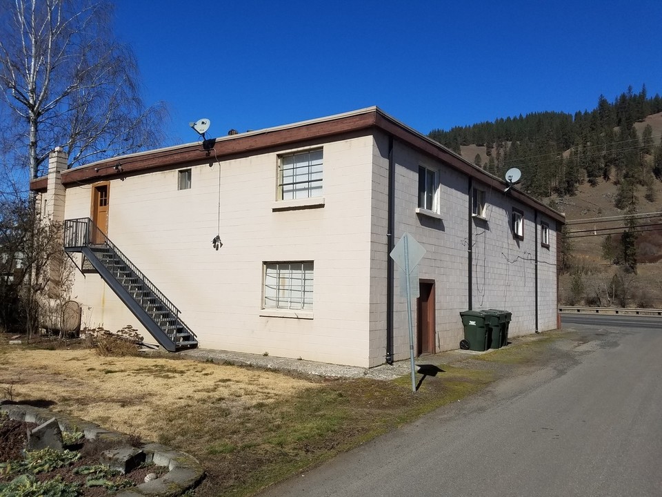 11220 Highway in Orofino, ID - Building Photo