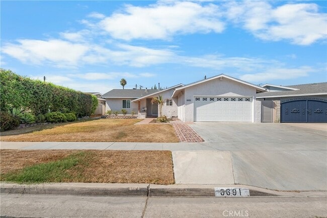 property at 8691 Davmor Ave