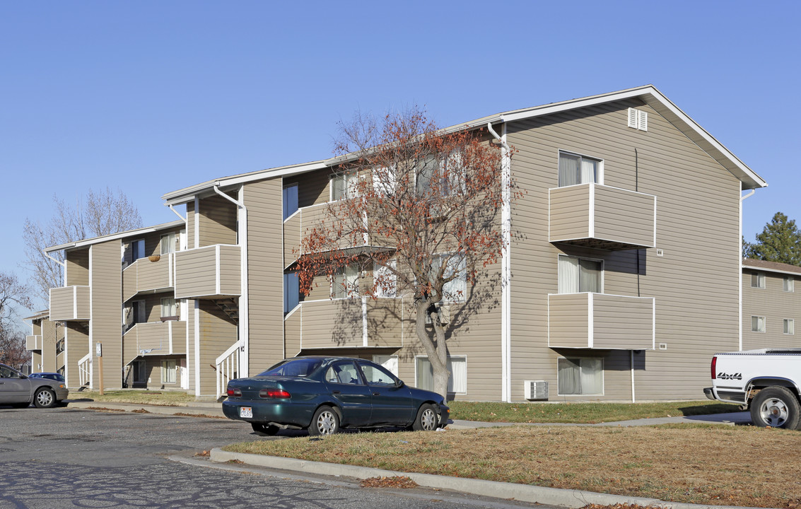 Pepper Ridge Apartments in Clearfield, UT - Building Photo