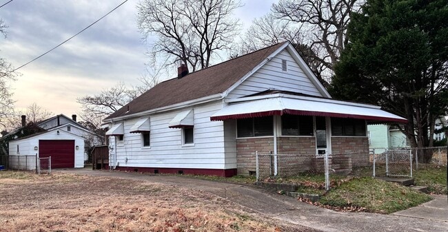 property at 840 32nd St