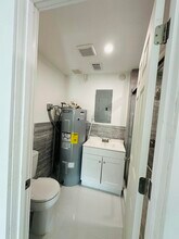 1330 N J Terrace in Lake Worth Beach, FL - Building Photo - Building Photo