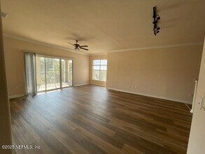 1300 Riverplace Blvd in Jacksonville, FL - Building Photo - Building Photo