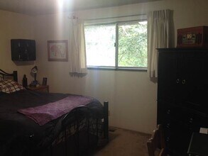 660-670 Kingswood Ave in Eugene, OR - Building Photo - Building Photo