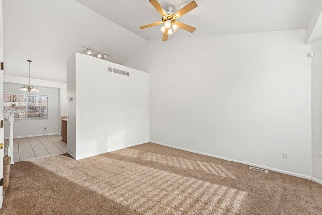 1061 Laurenwood Ln in Highlands Ranch, CO - Building Photo - Building Photo
