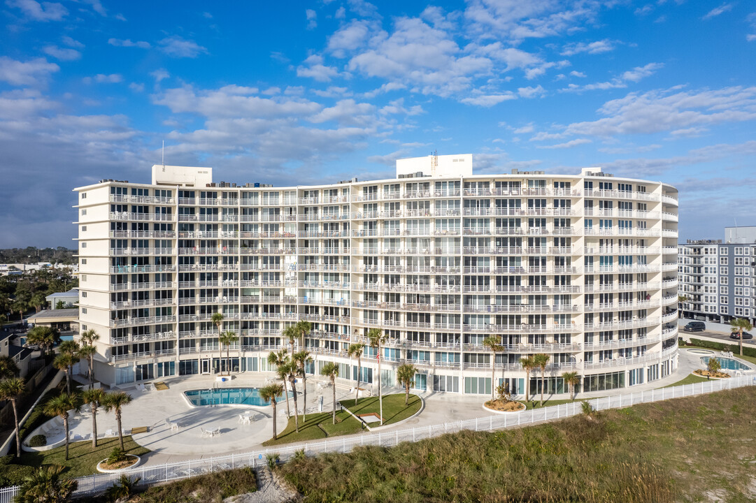 Seascape Condominiums in Jacksonville, FL - Building Photo