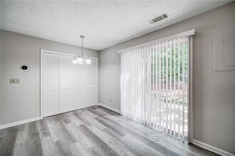 4084 Hidden Hollow Dr in Gainesville, GA - Building Photo - Building Photo