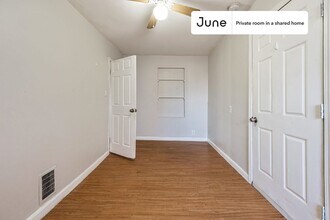 Room in Shared 3 bed/1 bath home in Cambridge, MA - Building Photo - Building Photo