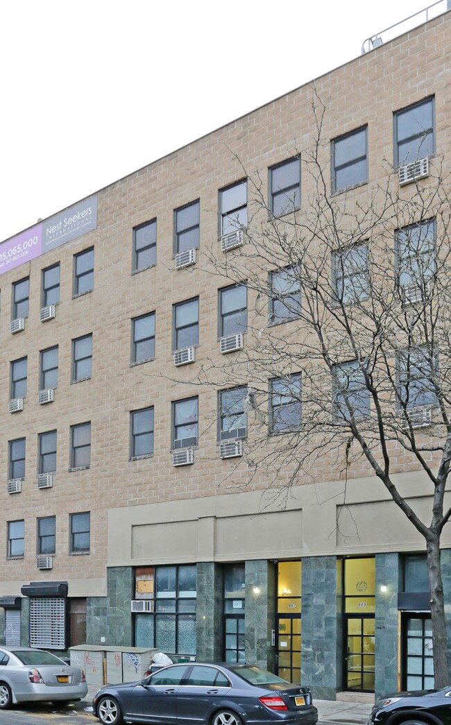 667 Meeker Ave in Brooklyn, NY - Foto de edificio - Building Photo
