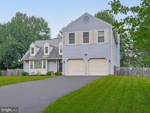 3044 Emerald Chase Dr in Herndon, VA - Building Photo - Building Photo