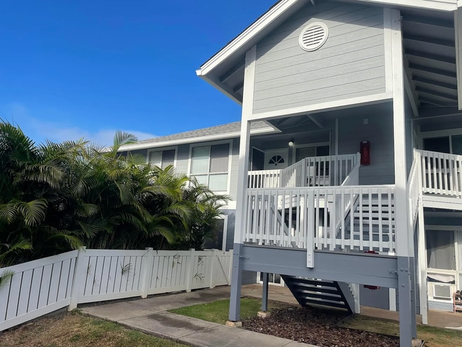 property at 4955 Hanawai St