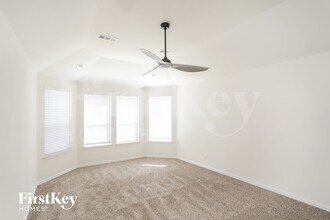 1014 Longhill Way in Forney, TX - Foto de edificio - Building Photo