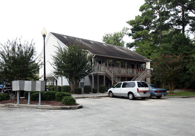 145 Lullwater Dr in Wilmington, NC - Building Photo - Building Photo