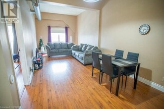 150 Colborne St W in Brantford, ON - Building Photo - Building Photo