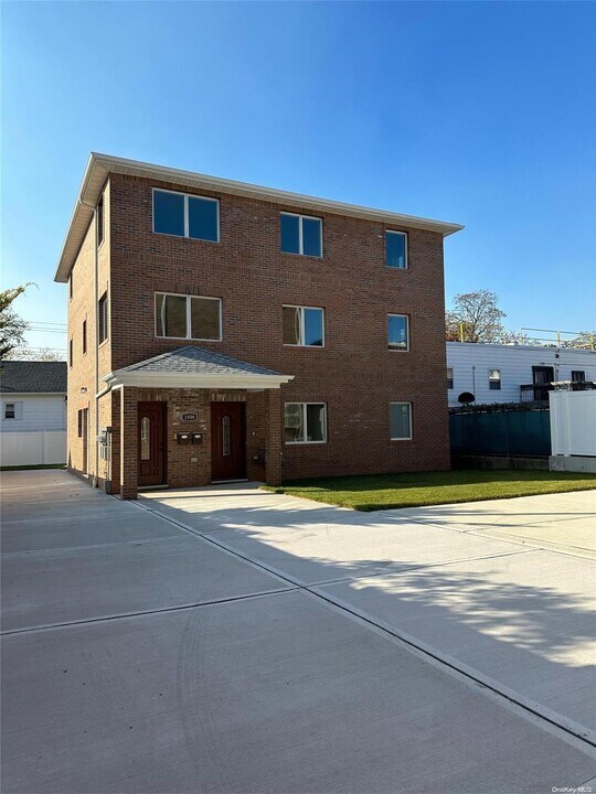 10-6 127th St-Unit -3FL in Queens, NY - Foto de edificio