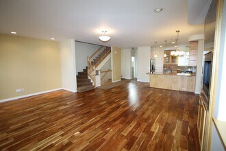 250 Cook Inlet Loop in Anchorage, AK - Building Photo - Building Photo