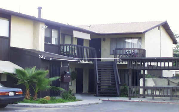 521 E Lexington Ave in El Cajon, CA - Building Photo
