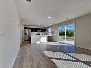 912 Nelson Pl in Trenton, OH - Foto de edificio - Building Photo