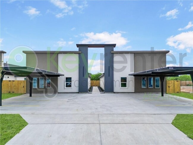 property at 3000 S Links Dr