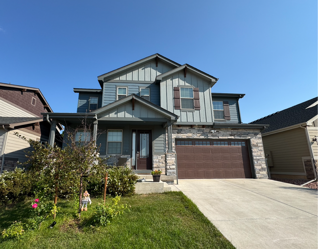 property at 4450 Fox Grove Dr