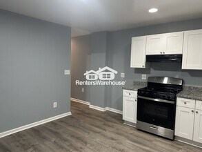 1503 Cox St in Baltimore, MD - Foto de edificio - Building Photo