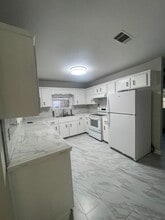 202 Leeswood Cir in Brunswick, GA - Building Photo - Building Photo