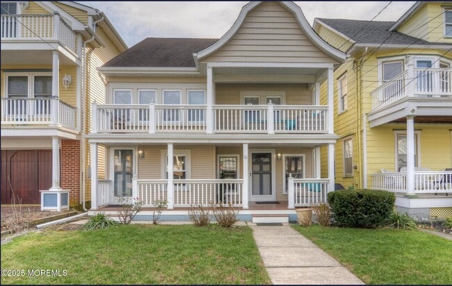 property at 10 Seaview Ave