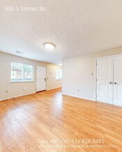 886 S Spring Rd in Westerville, OH - Building Photo - Building Photo