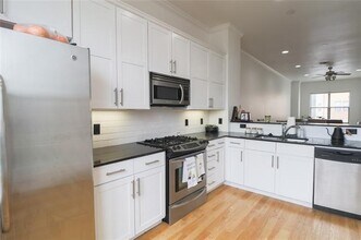 708 Skyline Bluff Ct in Fort Worth, TX - Building Photo - Building Photo