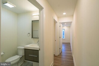 2444 Frankford Ave in Philadelphia, PA - Building Photo - Building Photo