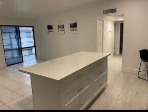 9346 S Belfort Cir in Tamarac, FL - Building Photo - Building Photo