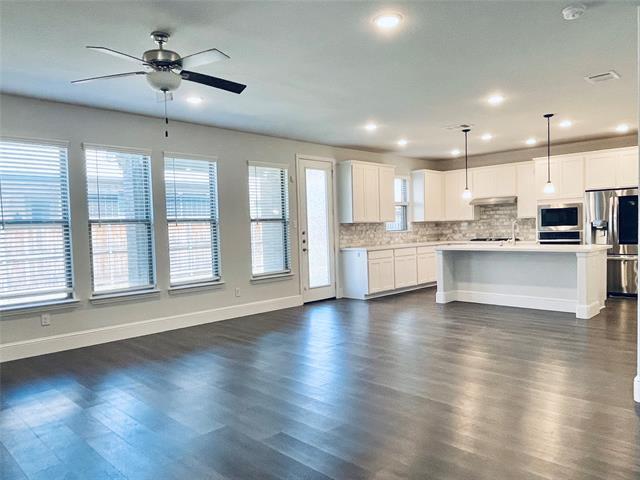 2257 Washington Dr in Carrollton, TX - Building Photo - Building Photo