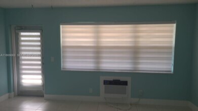 202 Canterbury I in West Palm Beach, FL - Building Photo - Building Photo