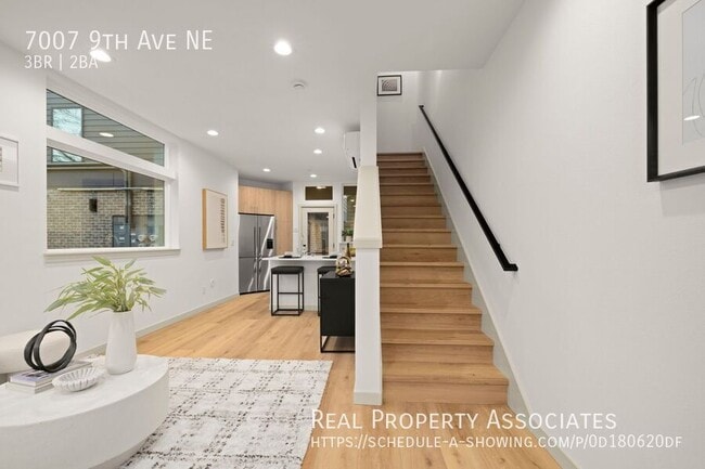 7007 9th Ave NE in Seattle, WA - Building Photo - Building Photo