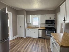 645 Forest Ave in Greenwood, IN - Building Photo - Building Photo