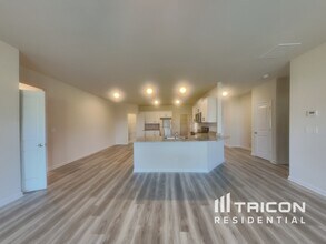 255 Oliver Dr in Locust Grove, GA - Building Photo - Building Photo