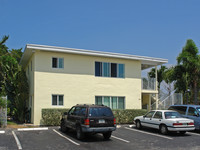 Jasmine Court at Victoria Park in Fort Lauderdale, FL - Foto de edificio - Building Photo