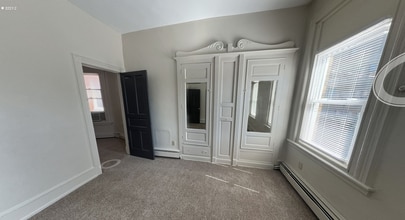 3227 Joe Hammer Sq in Pittsburgh, PA - Foto de edificio - Building Photo