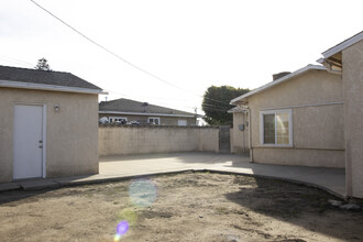 1133 W Hemlock St in Oxnard, CA - Building Photo - Building Photo