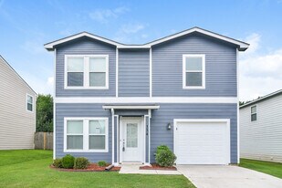 134 Whitestone Dr NE, Unit 526 in Huntsville, AL - Building Photo