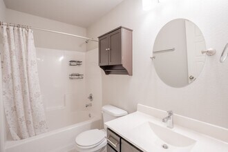 12303 N 130th E Ave in Collinsville, OK - Building Photo - Building Photo