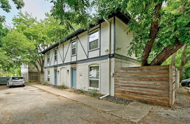 3511 Alpine Cir in Austin, TX - Building Photo - Building Photo