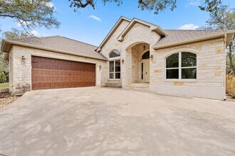 518 Coventry Rd in Spicewood, TX - Building Photo - Building Photo